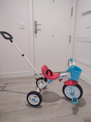 Triciclo Chicco 2en1 U Go Strike