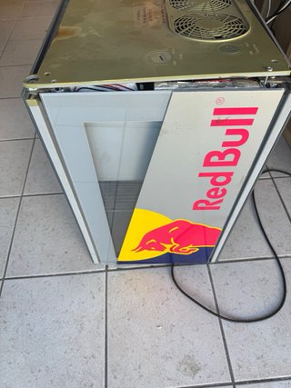 Nevera Red Bull