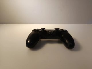 Consola PS4 Negra + Mando y 5 Juegos