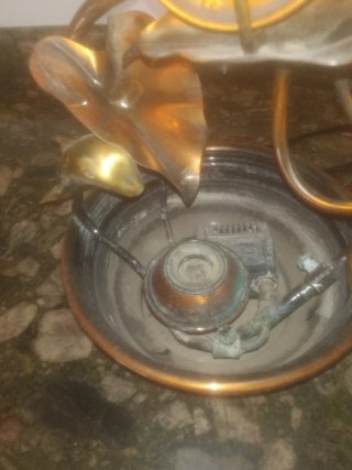 Lámpara fuente cobre y cristal