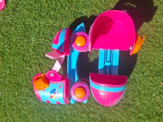 Patines infantiles Molto ajustables+proteciones.