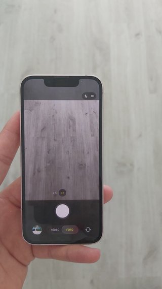 iPhone 13 mini