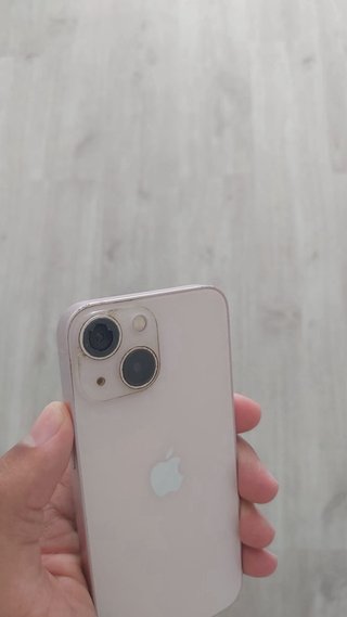 iPhone 13 mini