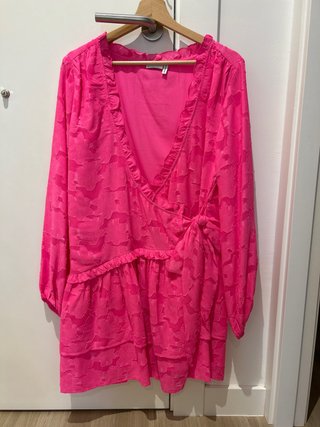 Vestido ASOS DESIGN fiesta cóctel rosa