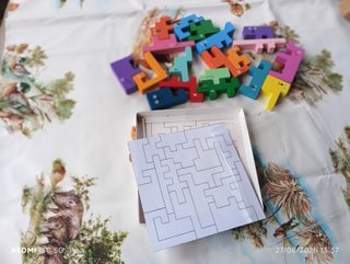 Puzzle madera animales caja guía +3 años