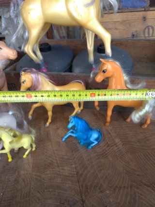 Lotto 7 Cavalli Giocattolo Barbie Pony Puledri