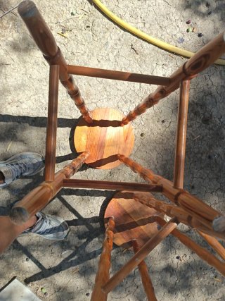 Precio negociable Taburete de madera redondo