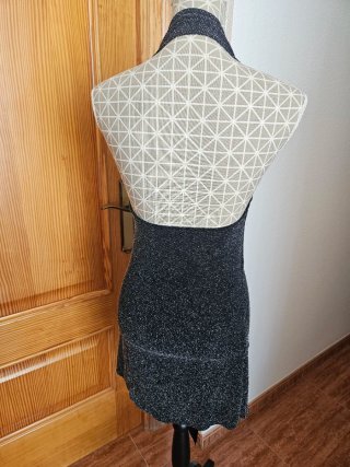 Vestido fiesta plateado brillante