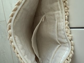 Bolso de verano tejido beige