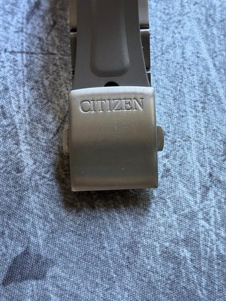 Reloj Citizen Super Titanium Automático NJ2180-89A