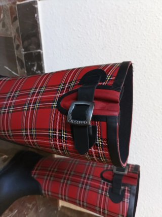 Botas altas de agua Gioseppo a cuadros