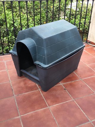 Caseta Perro Plástico Talla L