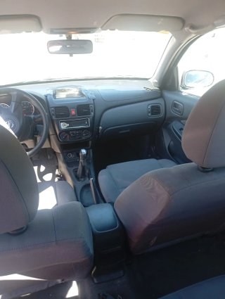 Nissan Almera 2004