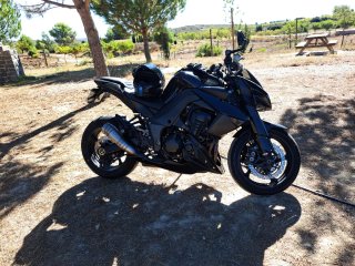 Kawasaki Z1000 Negra