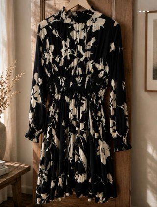 Vestido corto estampado floral