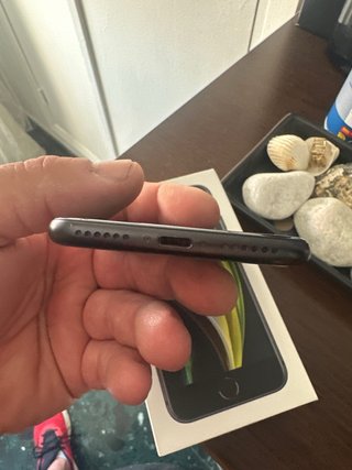 iPhone SE 2020 128GB Nero