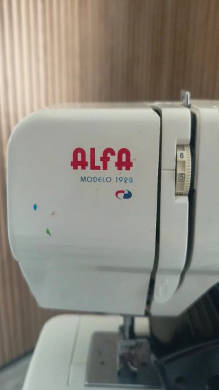 Máquina de Coser Alfa 1929 + Pedal