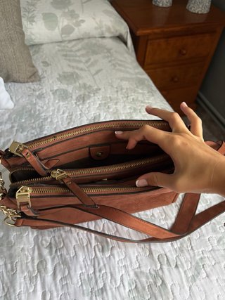 Bolso Parfois marrón efecto piel serpiente