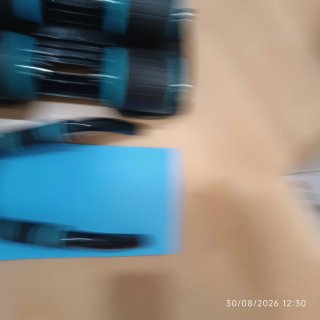 Rodillo Abdominal 4 Ruedas .con esterilla azul