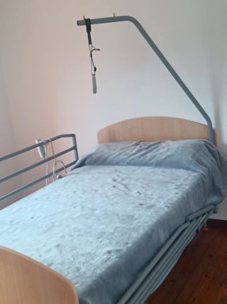Cama articulada buen estado muy poco uso mejor ver