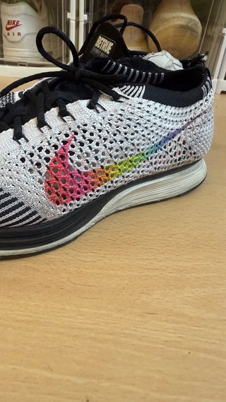 Nike Flyknit Racer Be True Multicolor
