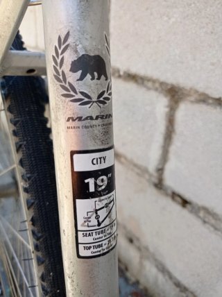 Bicicleta Marin Larkspur