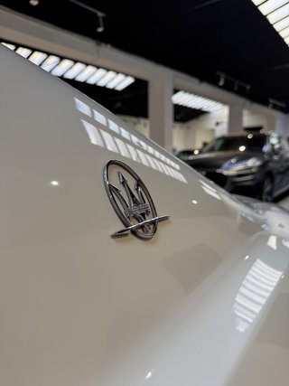 Maserati Quattroporte 4.7 V8 S Automático