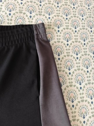 EA7 Emporio Armani Pantalón Corto Hombre