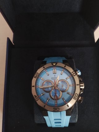 Reloj Festina Cronógrafo Azul y Dorado