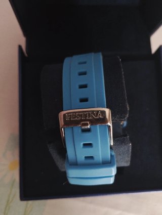 Reloj Festina Cronógrafo Azul y Dorado