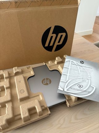 Portátil HP 250 G9 Gris