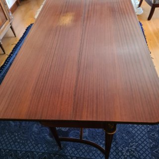 Mesa consola extensible estilo clásico de madera