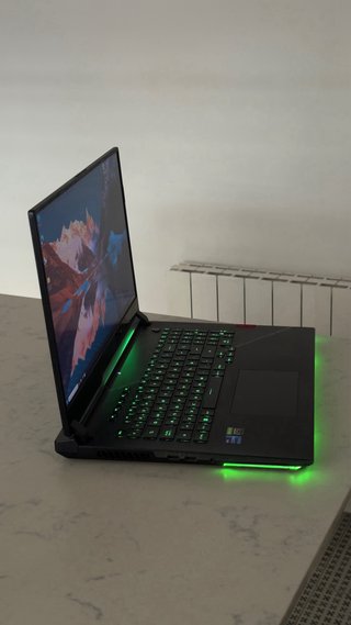 Asus ROG Strix Scar 17 2022