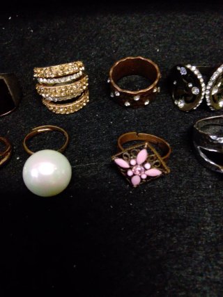 Lote anillos bisutería antiguos