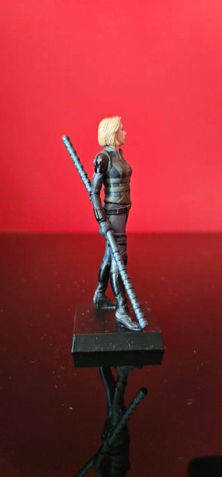 VIUDA NEGRA - FIGURA CUSTOM