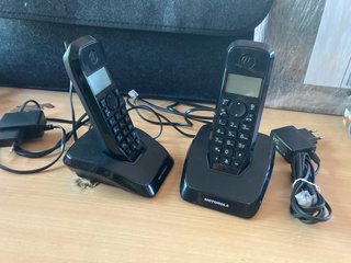 Telefono cordless Motorola con base e supplementare