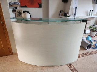 Mobiliario de peluquería completo