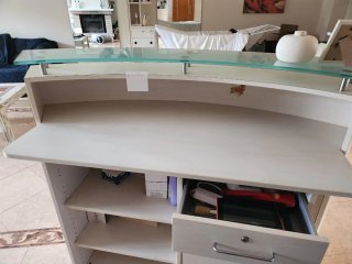 Mobiliario de peluquería completo