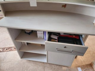 Mobiliario de peluquería completo