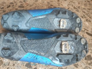 Shimano XC902 Talla 45 Azul