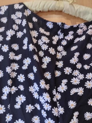 Vestido juvenil estampado floral