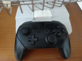 Mando Nintendo Switch Pro