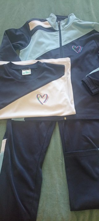 Chándal Mc Yadra Azul y Blanco. Talla 10