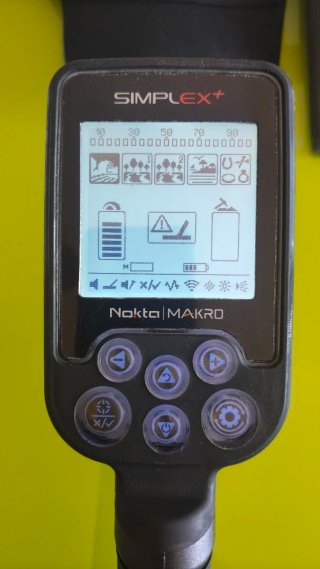 Detector Metales Nokta Makro Simplex+