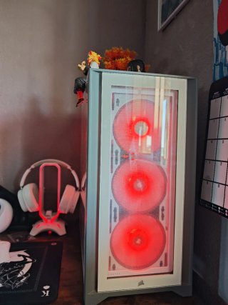 Corsair 4000X RGB Blanco + 1  Ventiladores EXTRA