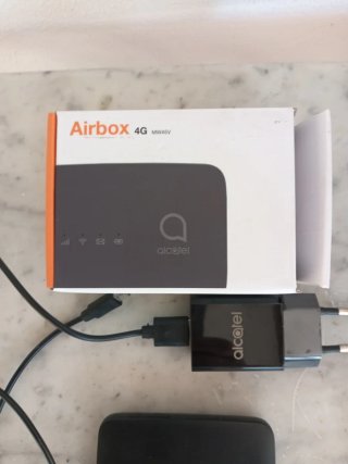 Router Portátil Alcatel Airbox 4G MW45V