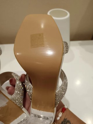 Sandalias brillantes talla 37 sin estrenar