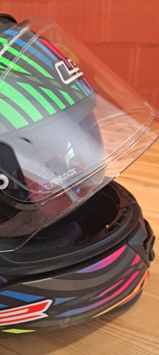 Casco LS2 Storm, practicamente nuevo
