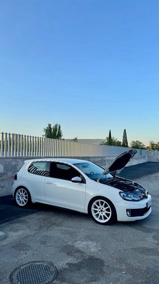 Volkswagen Golf GTI 6