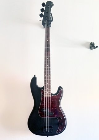 Bajo Eléctrico HB PB-20 SBK + Funda + pedal bajo